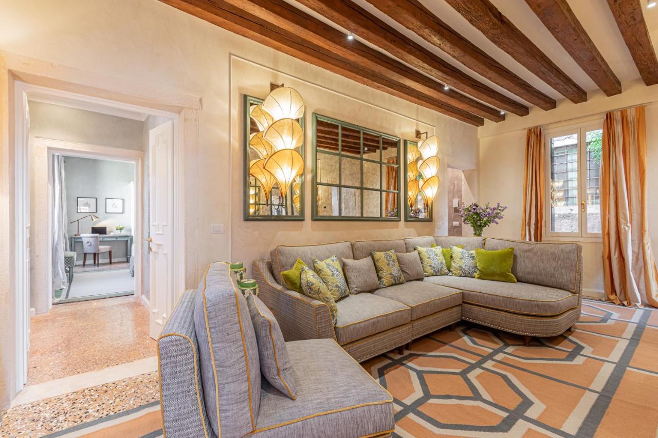 L'Opera Divina- Dimora Italia - Apartman Velence Kültér fotó