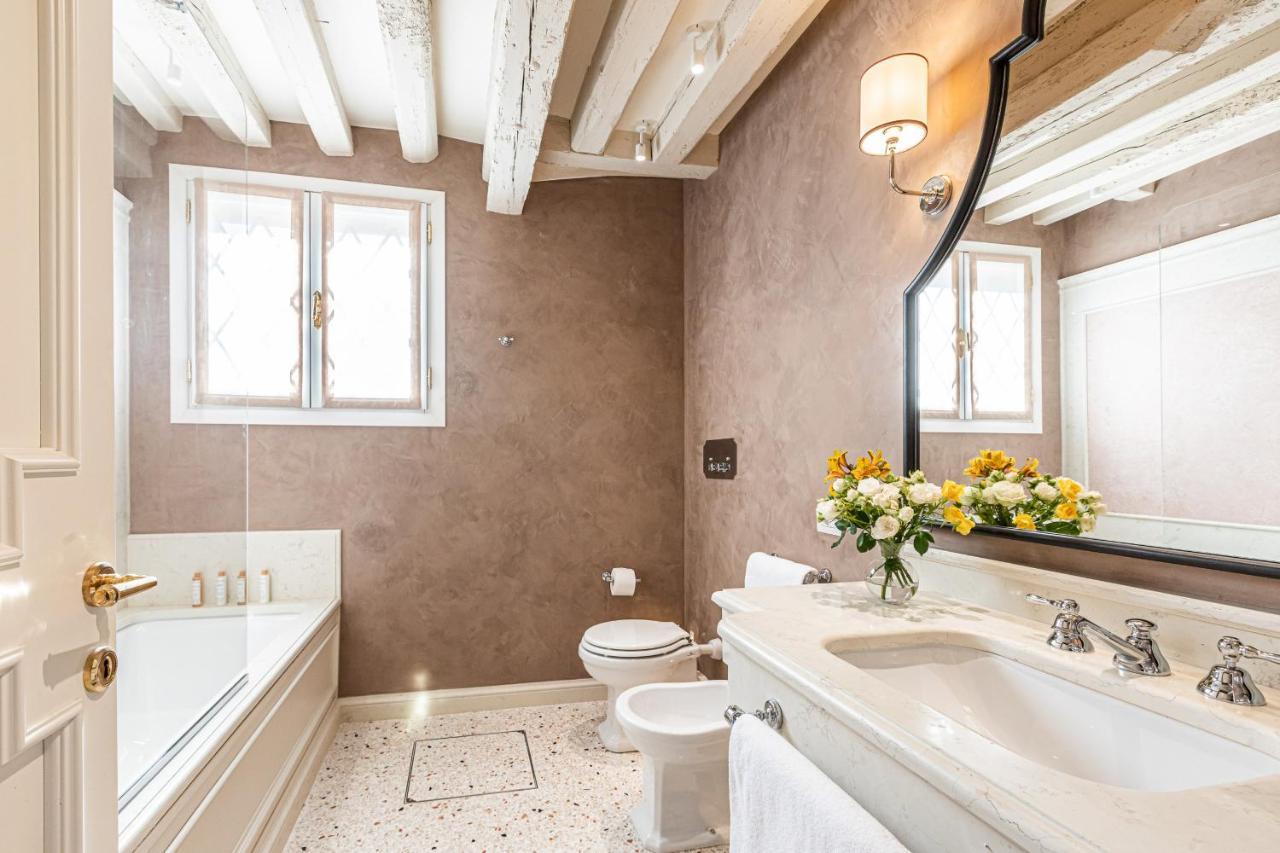L'Opera Divina- Dimora Italia - Apartman Velence Kültér fotó