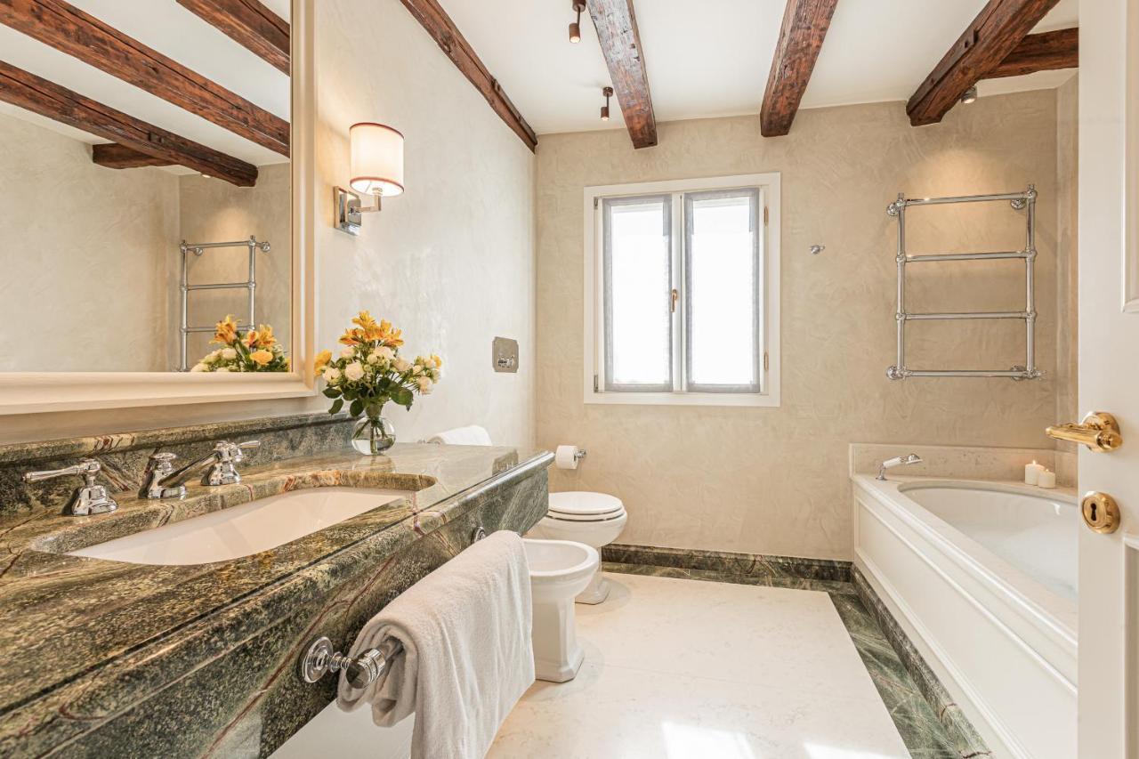 L'Opera Divina- Dimora Italia - Apartman Velence Kültér fotó
