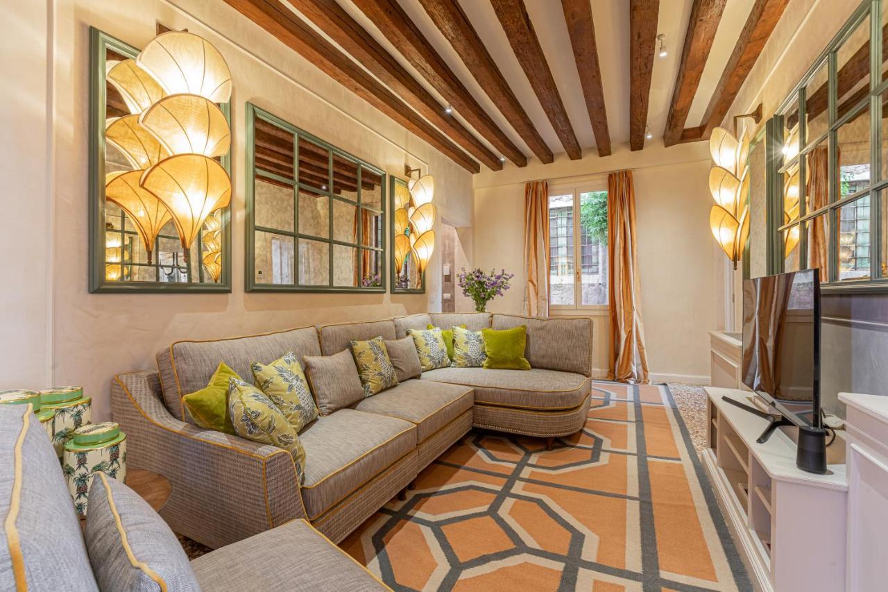 L'Opera Divina- Dimora Italia - Apartman Velence Kültér fotó