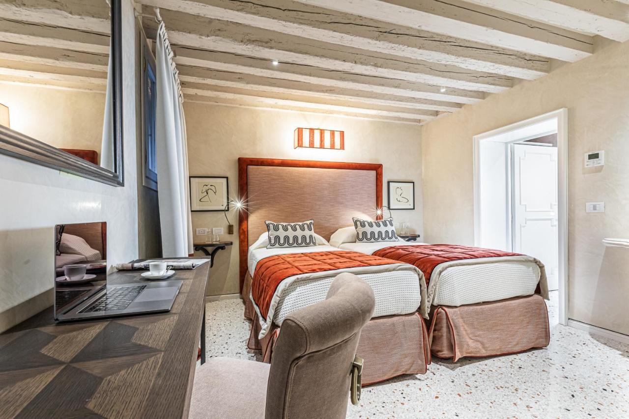 L'Opera Divina- Dimora Italia - Apartman Velence Kültér fotó