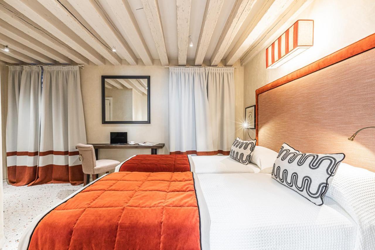 L'Opera Divina- Dimora Italia - Apartman Velence Kültér fotó
